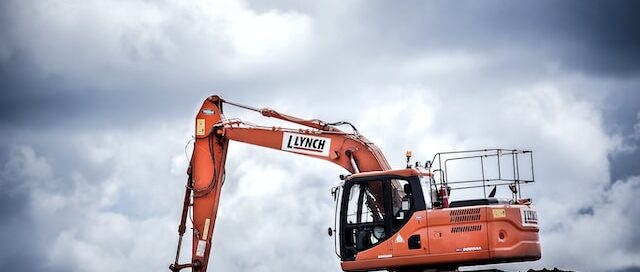 Tracking equipment usage in construction with CVS